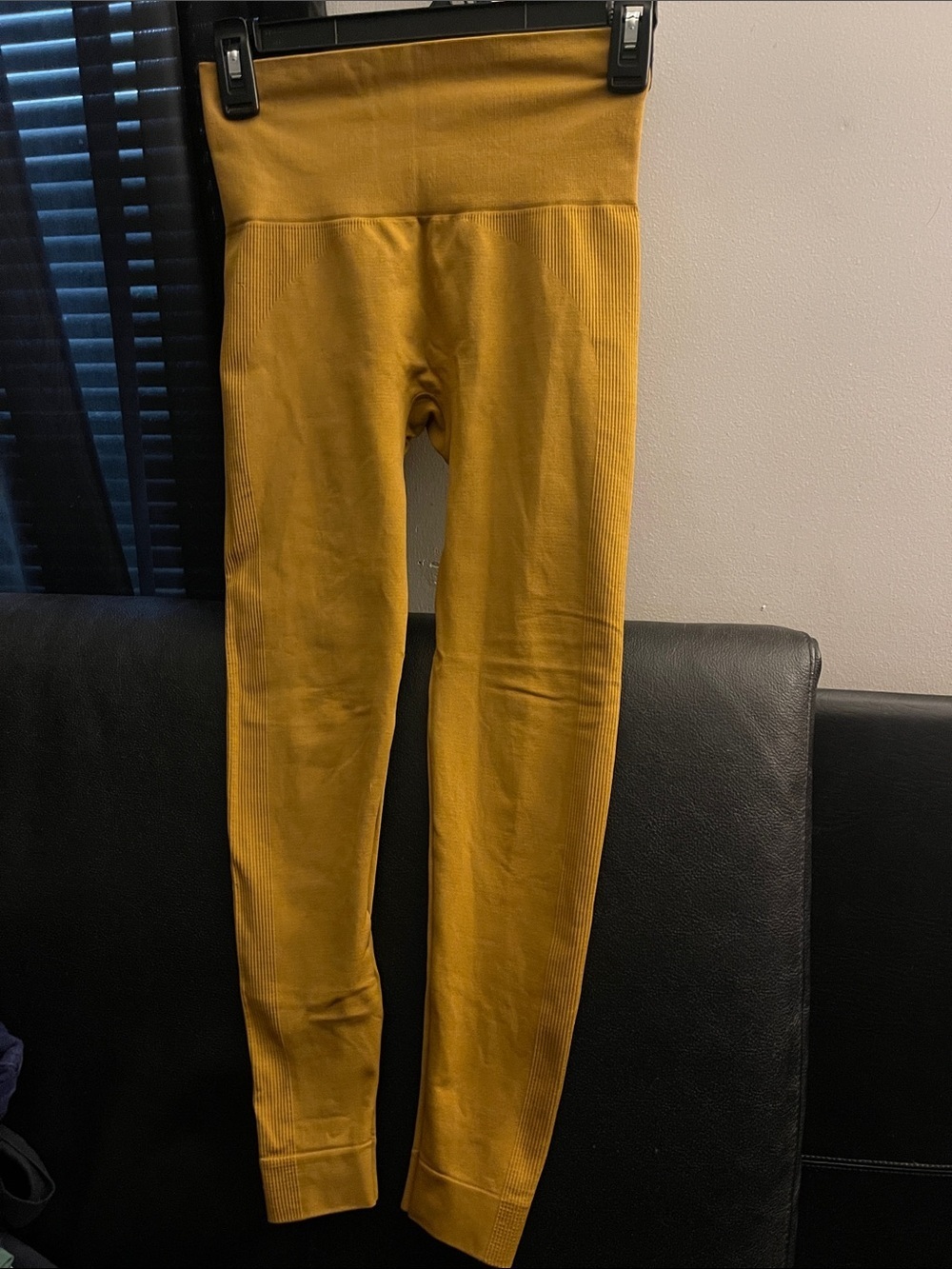 SET ACTIVE Mustard Yellow High-Waisted Leggings Size XS NWOT